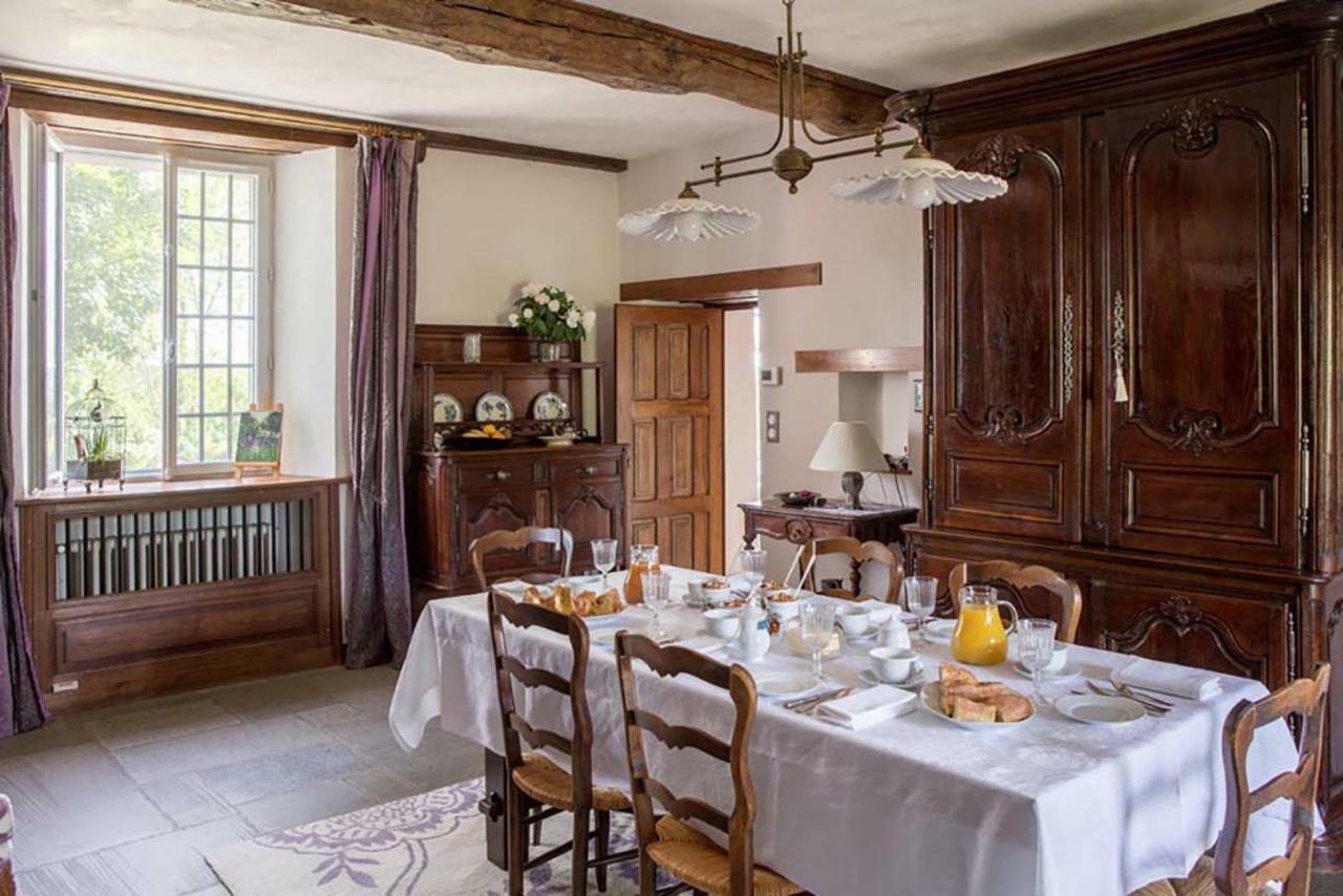 Les Goubelins Bed & Breakfast La Lande-d'Airou Ngoại thất bức ảnh